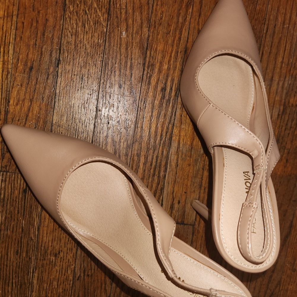 Shoes - Picture 5 of 5